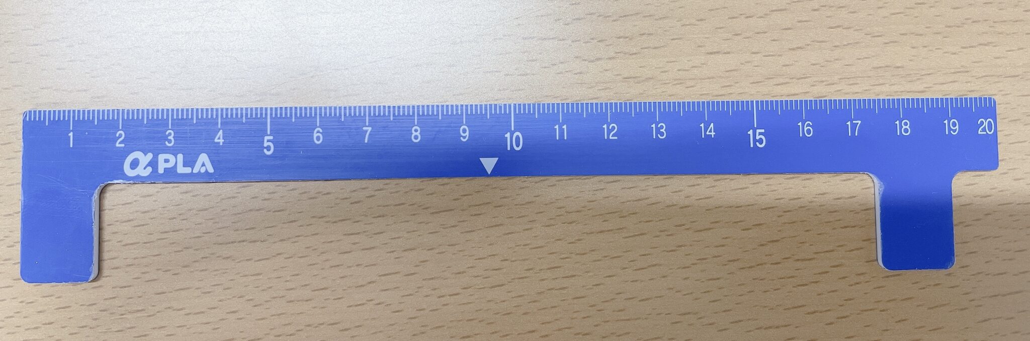 OH スケール測定器（仙骨判定器）の外観